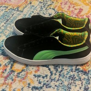 COPY - Womens old school velvet Pumas